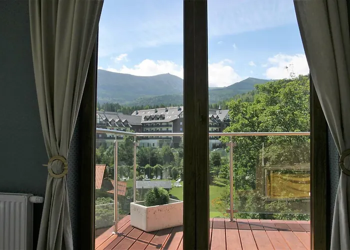 Z Widokiem 카르파츠